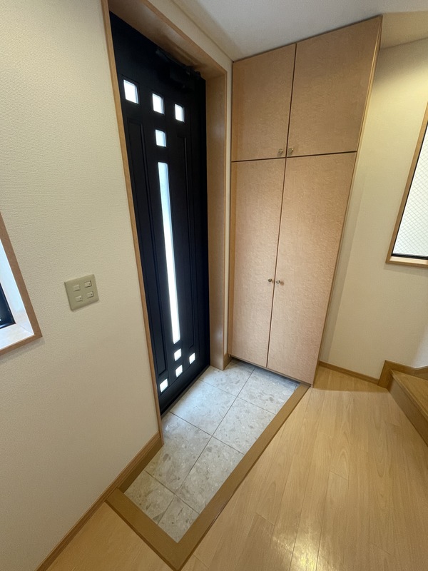 世田谷区北沢 戸建 玄関