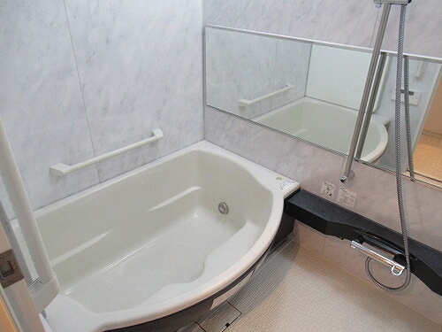 ライオンズ稲毛マスターマークス 浴室（1418サイズ）