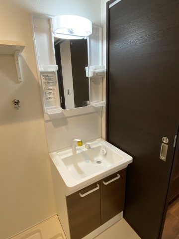 ベイルーム本町通り102号室 洗面