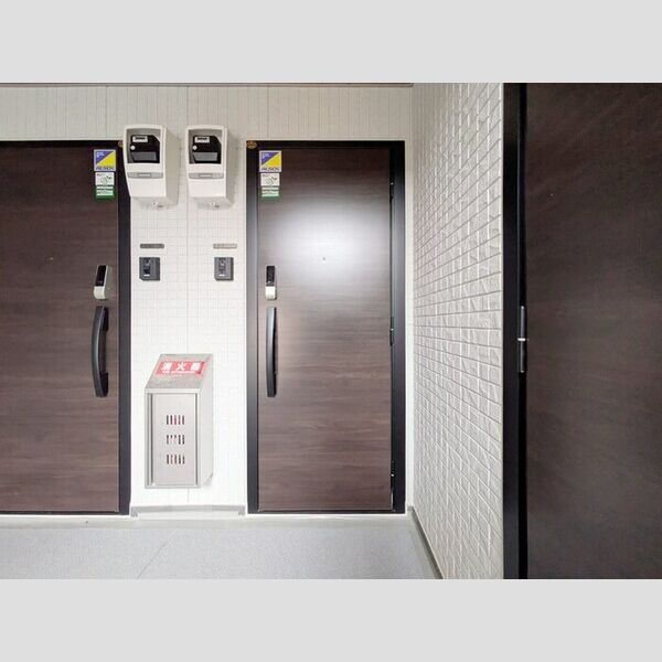 D-ROOM都賀2丁目ⅡーA棟203号室 玄関ドア