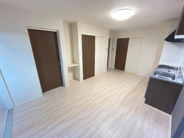 グラン・レセルバ浦和202号室 リビング