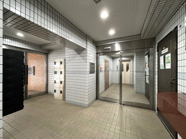 ライオンズマンション両国第８ エントランス