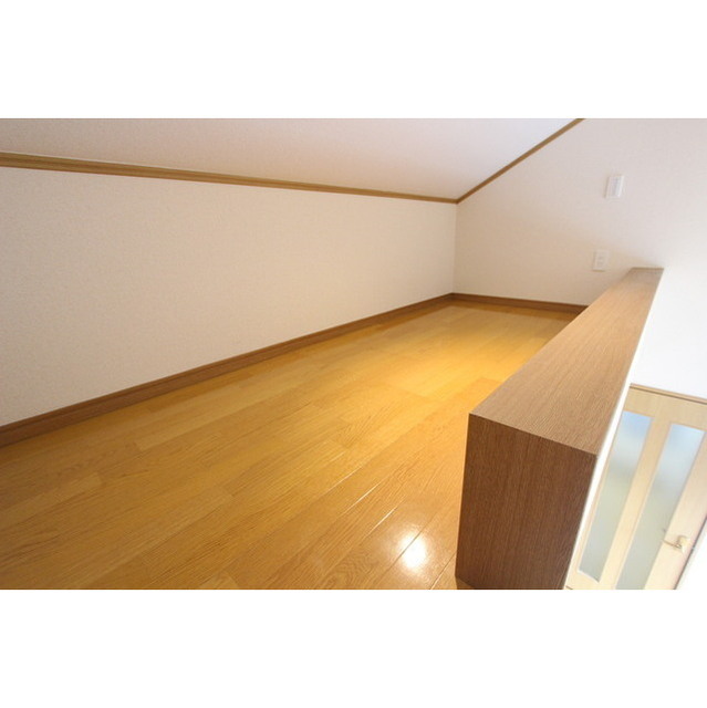 アジュール湘南202号室 内観