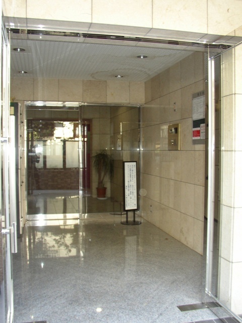 菱和パレス早稲田2階 エントランス