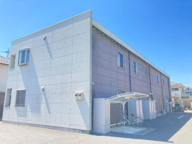 クレセント　ムーン 外観写真（昼）