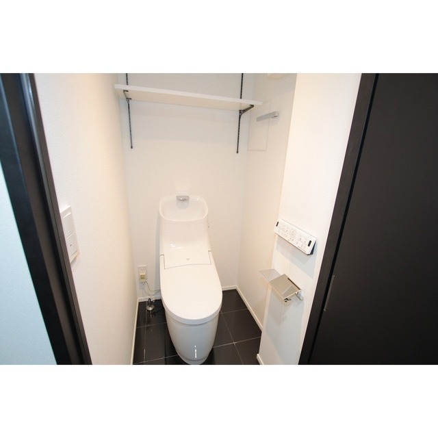 Reve Residence 白金台0404号室 内観