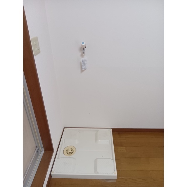 ルミエール中野 洗濯機置場