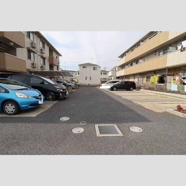 プレミール　A301号室 駐車場