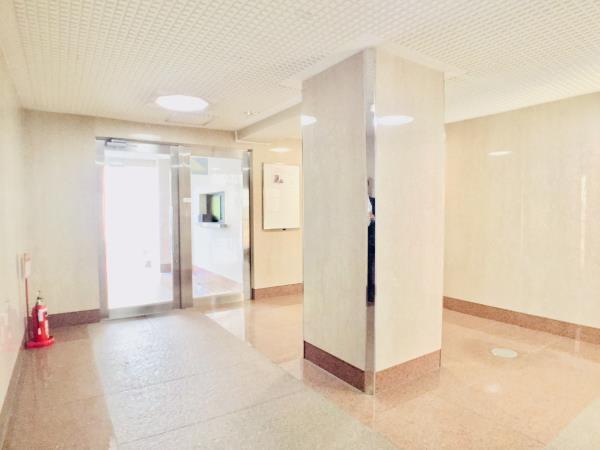 グランフォルム国立305号室 エントランス