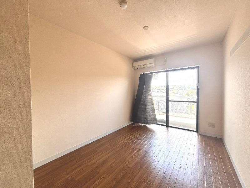 リフォックスハイム館町 リビング