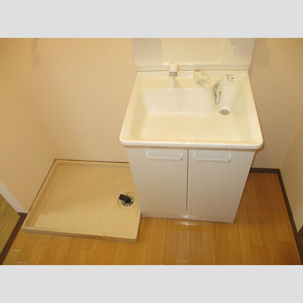 サンパティオ 洗髪洗面化粧台、室内洗濯機置場