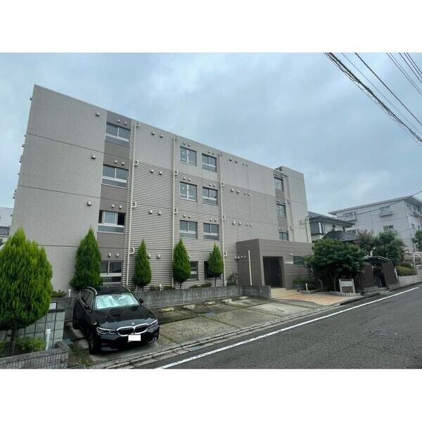 メゾン　ド　ルノン103号室 外観