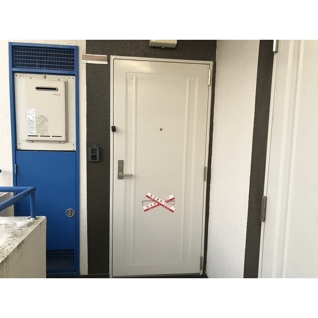 フローラルコートⅡ104号室 玄関