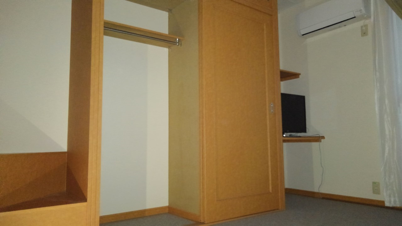 レオパレスシルバーアロー202号室 内観