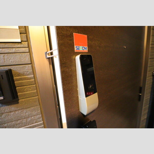 D Paina上小田中 玄関IC錠