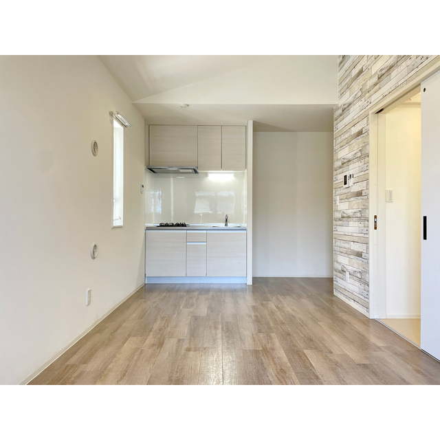 モナ・ローベル ☆LDK10帖