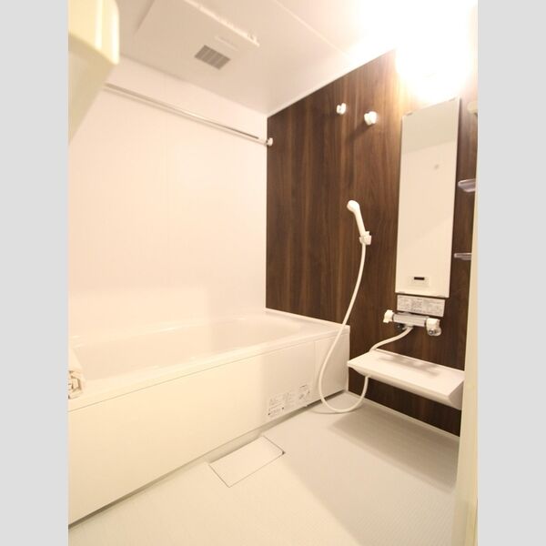 イーレクスN305号室 追い焚き・浴室換気乾燥付き♪