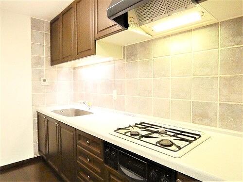 ライオンズヒルズ鎌倉山1階 キッチン