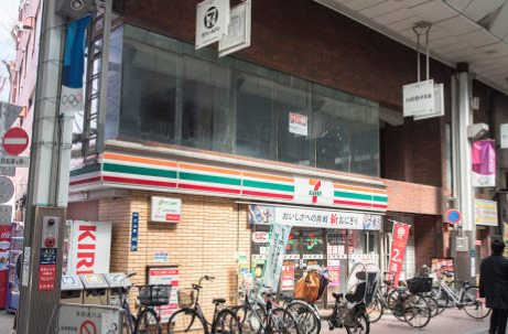 KNOTS大山／ノッツ大山402号室 【コンビニエンスストア】セブンイレブン 板橋大山ハッピーロード店まで288ｍ