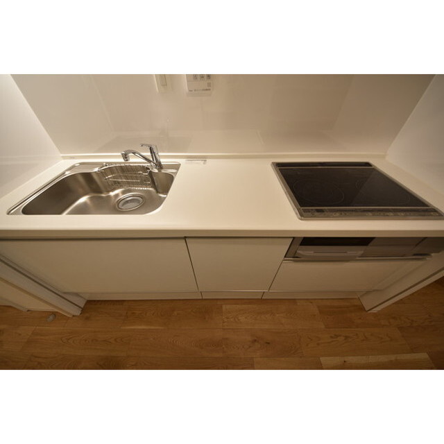 グランパセオ代々木上原B101号室 内観