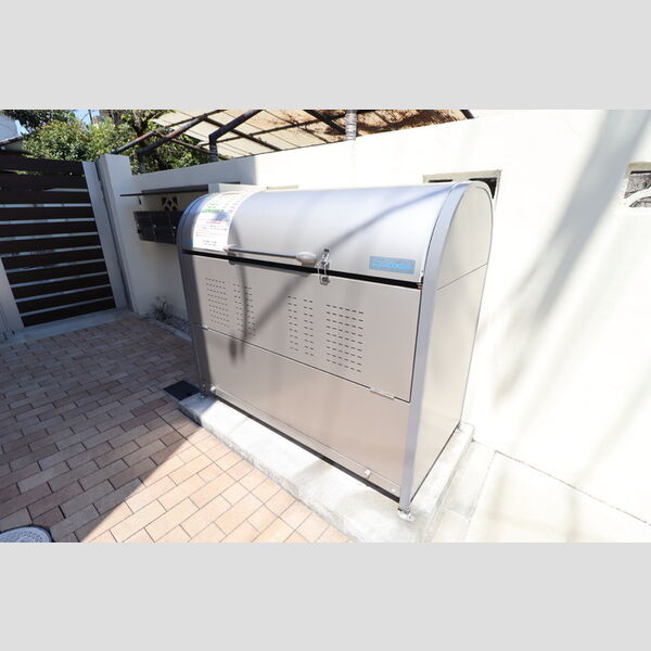 ソラーナ国分寺 ゴミストッカー