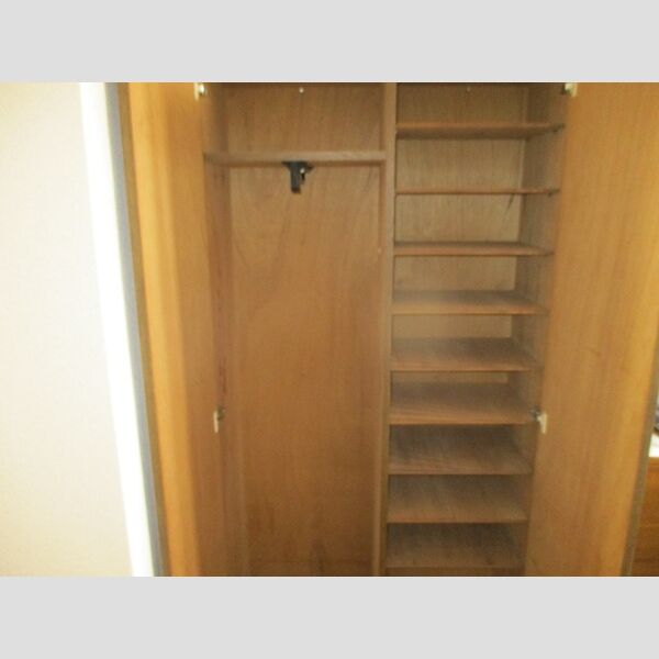 ラヴェニュ　A101号室 シューズボックス