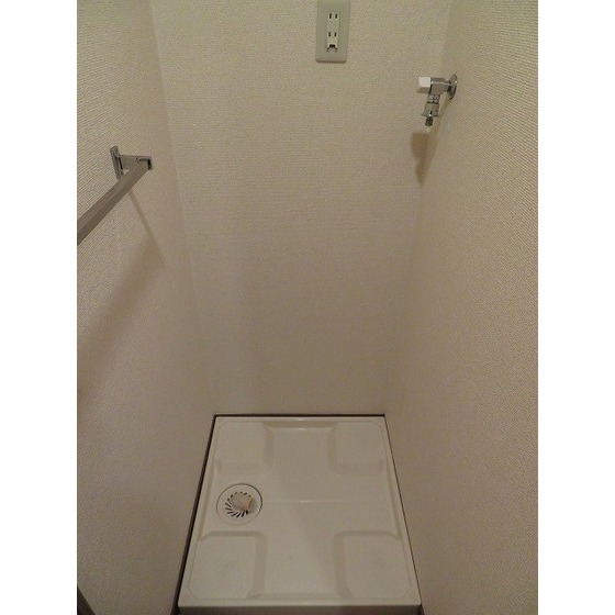 ラ・フロレスタ壱番館0202号室 室内洗濯機置場