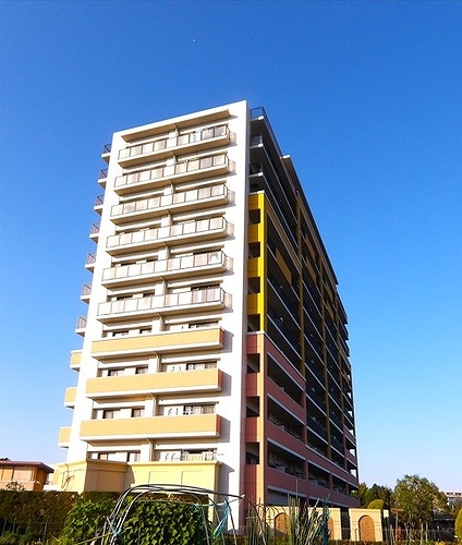 エクシオ中浦和レジデンス 外観側面　※2025年10月撮影