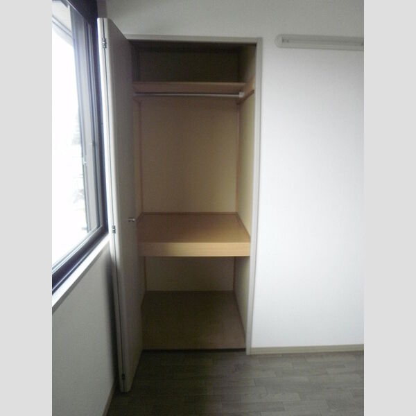 アピエ　壱番館/弐番館 収納