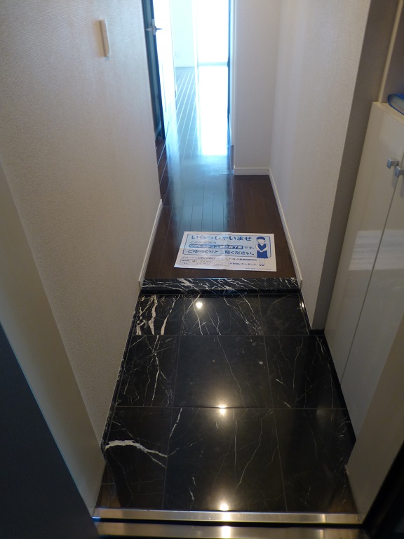 レジディア日本橋人形町Ⅱ8階 玄関