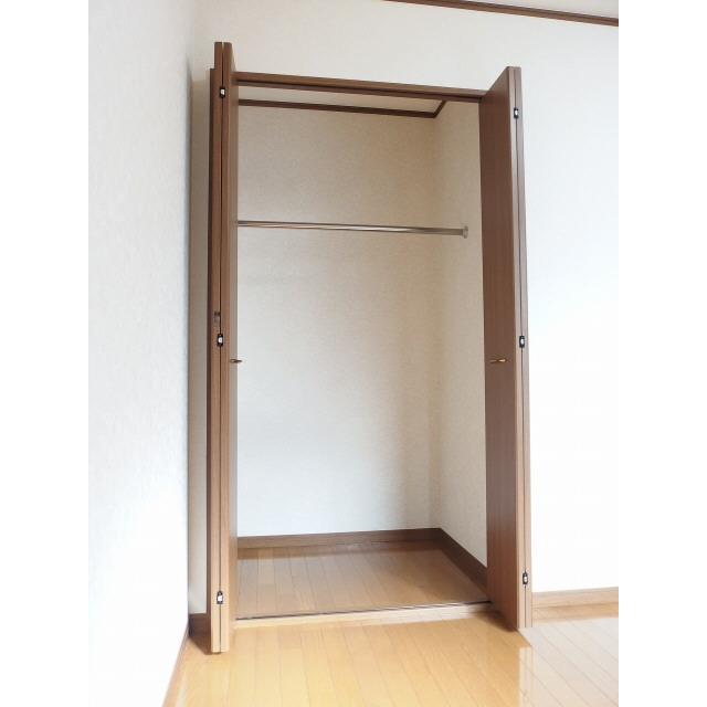 アムール K.S 内観