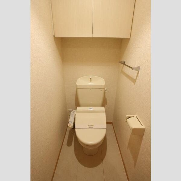 フォリウムー　M 温水洗浄暖房便座