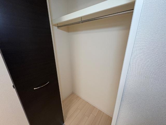 Ｖｅｒｔ　Ｆｏｒｔｕｎｕ（ヴェール　フォルトゥヌ） 洋室1クローゼット