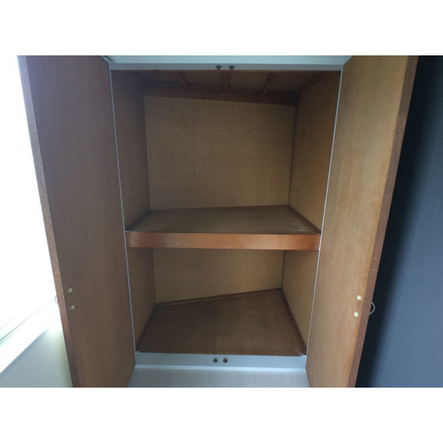 スリーパインズ 内観