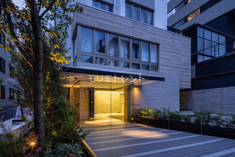 ピアース新宿三丁目4階 エントランス