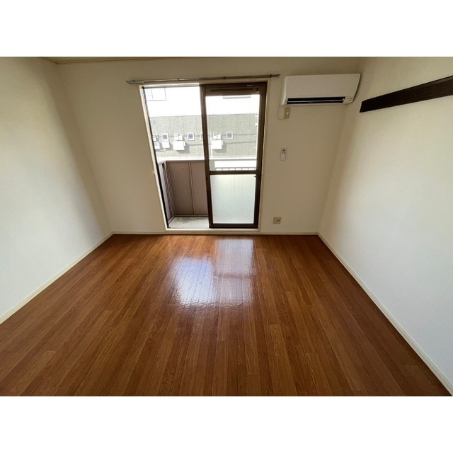 稲丘アームス リビング