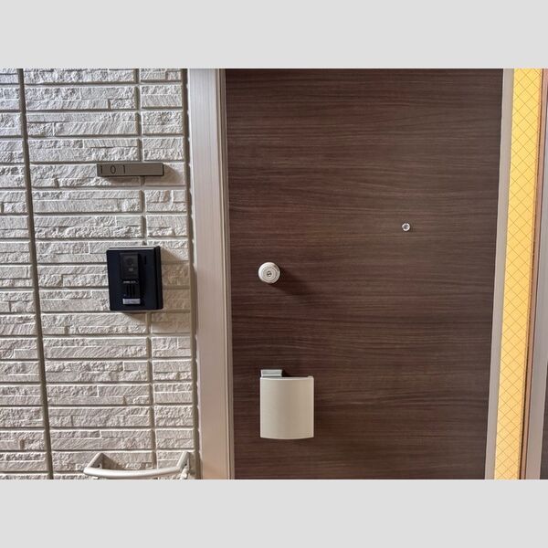 LauLe`A101号室 玄関