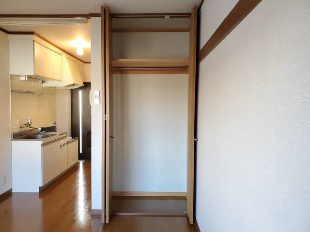 メゾンド北町 収納