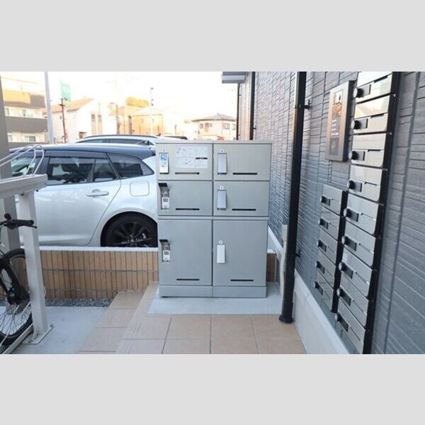 Ferro　Pino306号室 宅配ボックス