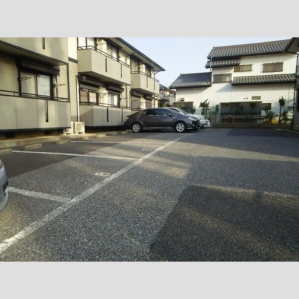 パレドソレイユ・パレドエトワール 駐車場