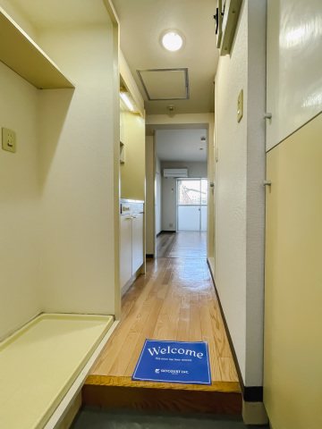 スカイコート横浜大口第２403号室 玄関