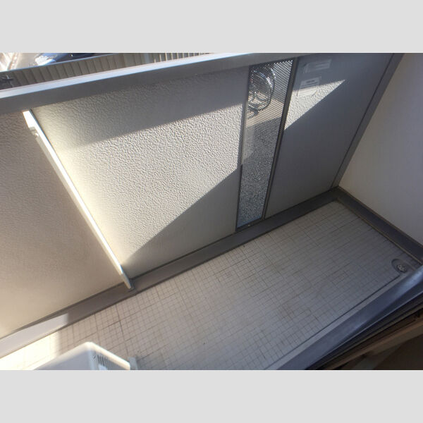 メゾンローレル　Ⅰ  バルコニー