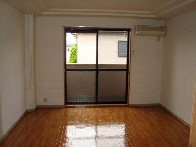 ルミナスワン 洋室