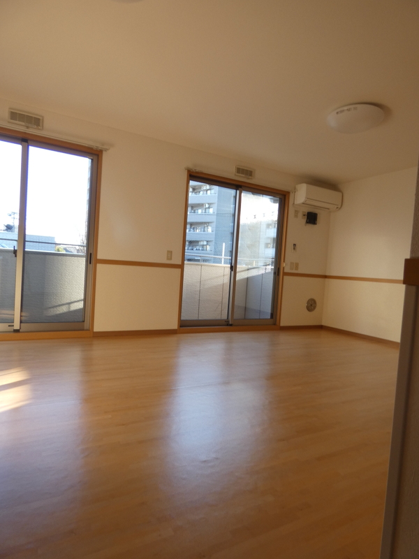 コンフォート宮本 リビング