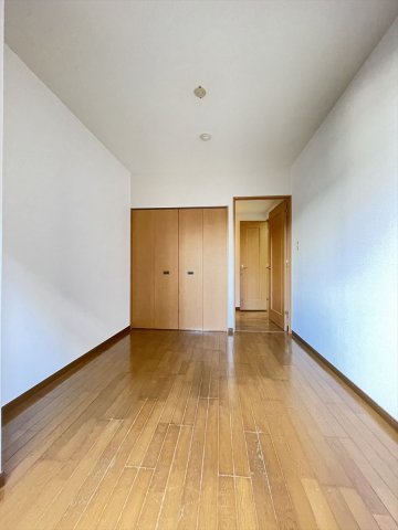 N・S FIVE東久留米201号室 寝室