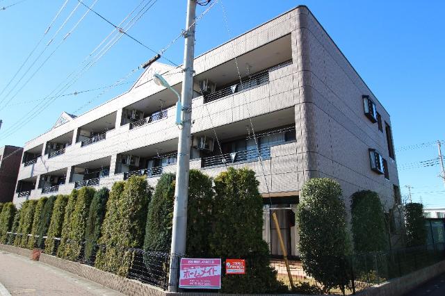 グランシャリオ Ｂ 外観写真（昼）