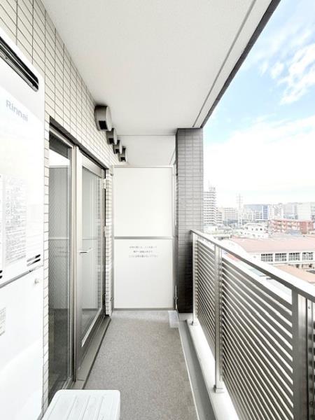 ＣＯＣＯ－ＣＨＩＬＬ　ＫＡＭＥＡＲＩ8階 リビング