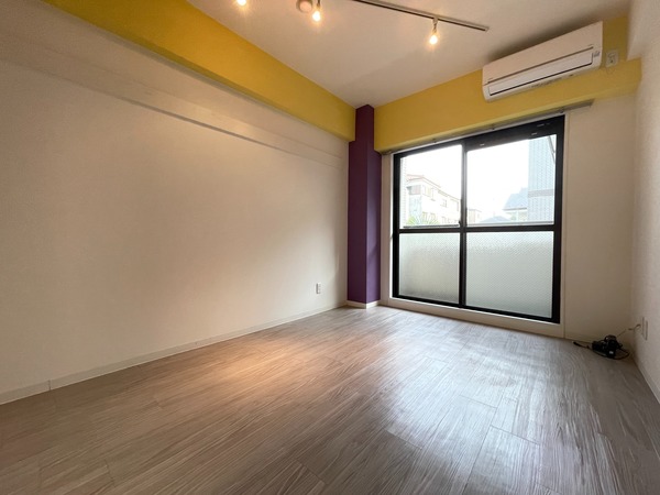 カレッジハイツＡＳＡＫＡⅠ212号室 リビング