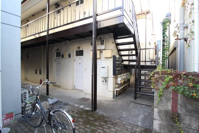 シエスタ中野 エントランス