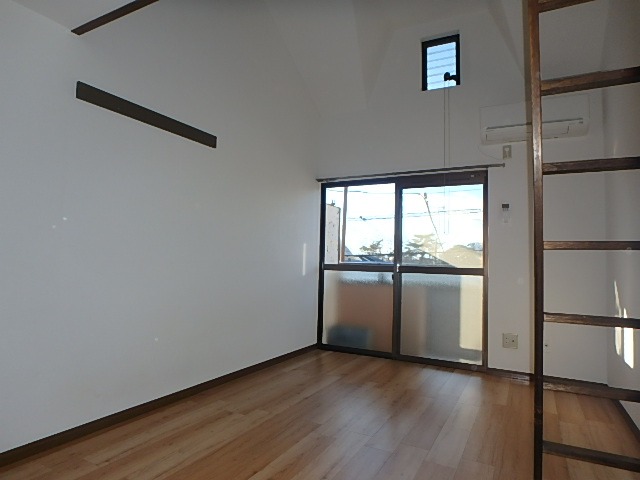 モアクレスト西山Ⅰ番館 ＊他のお部屋のお写真です